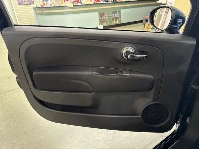 2015 FIAT 500 — photo 29 view