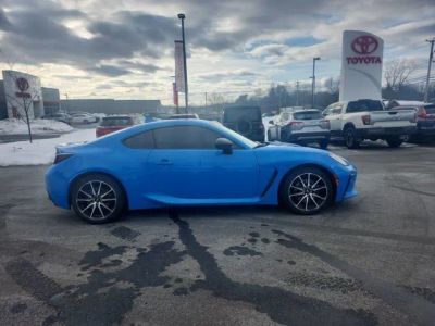 2022 Toyota GR86 Base — rear three-quarter view