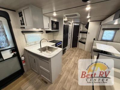 2024 Genesis Supreme Surfside Limited - Photo 22