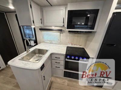 2024 Genesis Supreme Surfside Limited - Photo 27