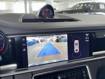 2023 Porsche Panamera - Photo 27