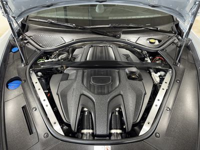 2023 Porsche Panamera - Photo 34