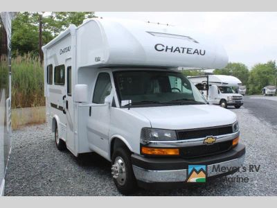 2026 Thor Motor Coach Chateau 19Z — front three-quarter view