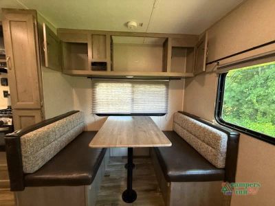2019 Palomino Puma — photo 19 view