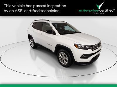 2024 Jeep Compass Latitude 4x4 — front three-quarter view