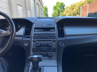 2012 Ford Taurus — photo 18 view
