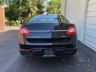 2012 Ford Taurus — detail view