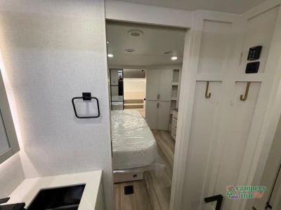 2027 Brinkley Model Z — photo 39 view