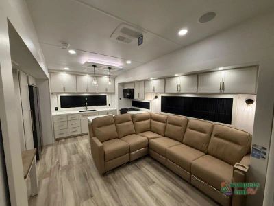 2027 Brinkley Model Z — photo 19 view