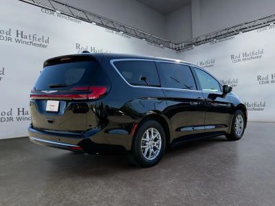 2024 Chrysler Pacifica — rear three-quarter view