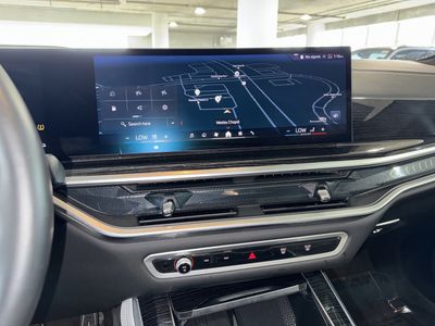 2025 BMW X5 - Photo 26