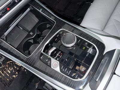 2025 BMW X5 - Photo 28