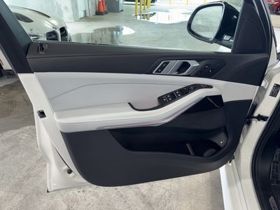 2025 BMW X5 - Photo 17