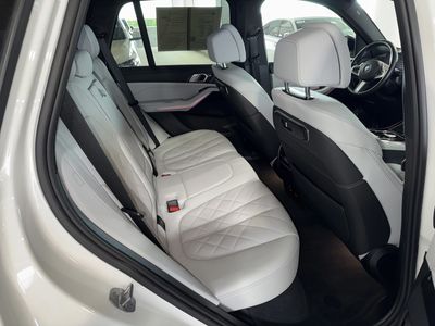2025 BMW X5 - Photo 12