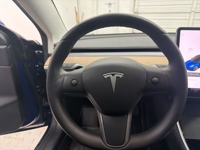 2020 Tesla Model 3 - Photo 15