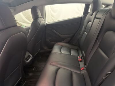 2020 Tesla Model 3 - Photo 20