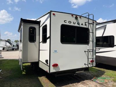 2024 Keystone RV Cougar — detail view