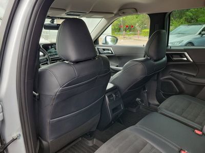 2023 Mitsubishi Outlander - Photo 14