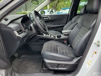 2023 Mitsubishi Outlander - Photo 18