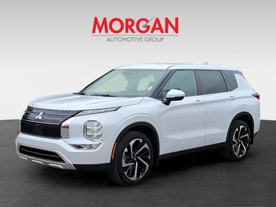 2023 Mitsubishi Outlander - Photo 2