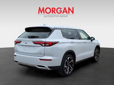 2023 Mitsubishi Outlander - Photo 4