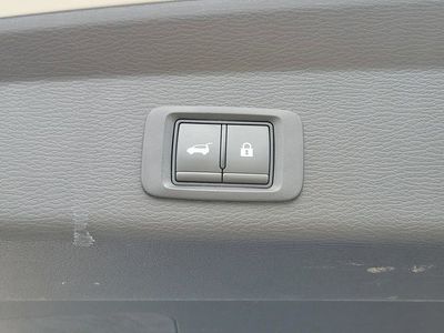 2023 Mitsubishi Outlander - Photo 12