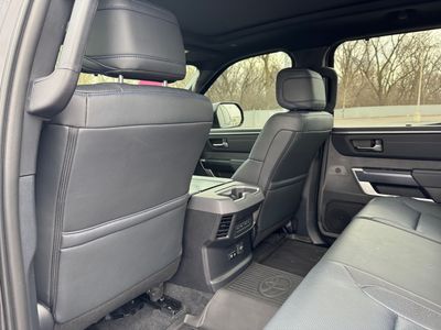 2025 Toyota Tundra 4WD - Photo 9