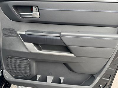 2025 Toyota Tundra 4WD - Photo 8