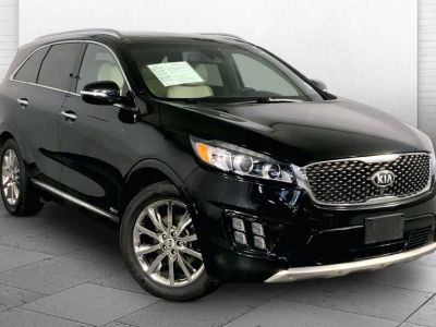 2016 Kia Sorento SXL in Ebony Black — front three-quarter view
