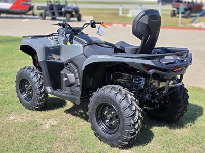 2026 Can-Am Outlander MAX DPS 500 — interior view