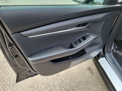 2026 Mazda Mazda3 — photo 18 view