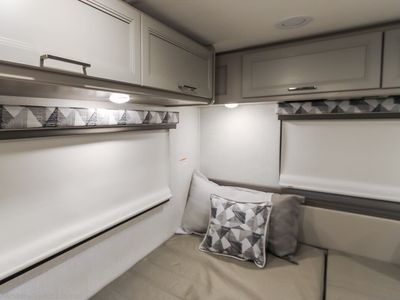 2026 Thor Motor Coach Geneva - Photo 18