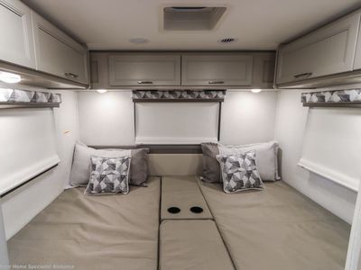 2026 Thor Motor Coach Geneva - Photo 16
