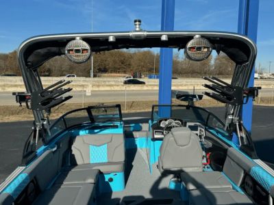 2024 Mastercraft XT24 - Photo 12