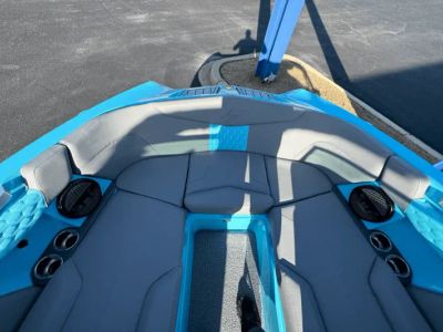 2024 Mastercraft XT24 - Photo 2