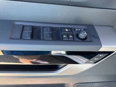2026 Toyota Tundra — photo 8 view