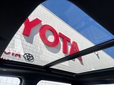 2026 Toyota Tundra — photo 18 view