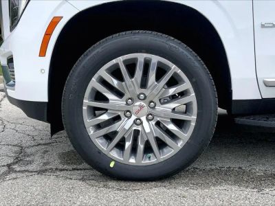 2026 GMC Yukon — detail view