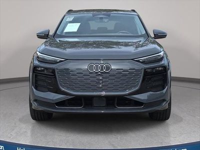 2025 Audi Q6 e-tron - Photo 2