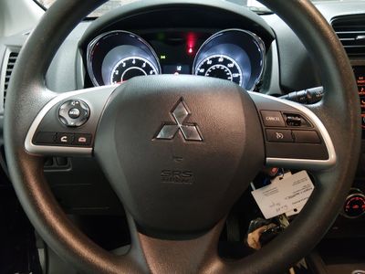 2025 Mitsubishi Outlander Sport — photo 12 view