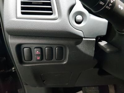 2025 Mitsubishi Outlander Sport — photo 13 view
