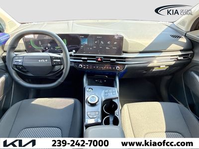 2026 Kia Sportage Hybrid — photo 13 view