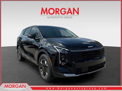 2026 Kia Sportage Hybrid LX in Fusion Black — front three-quarter view