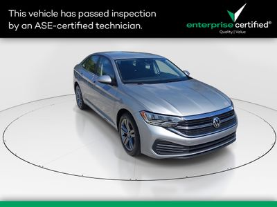 2024 Volkswagen Jetta SE Auto — front three-quarter view