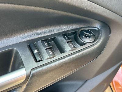 2017 Ford Escape - Photo 9