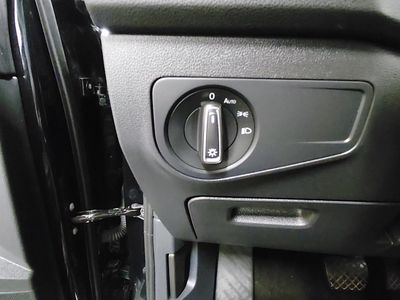 2024 Volkswagen Tiguan — photo 13 view
