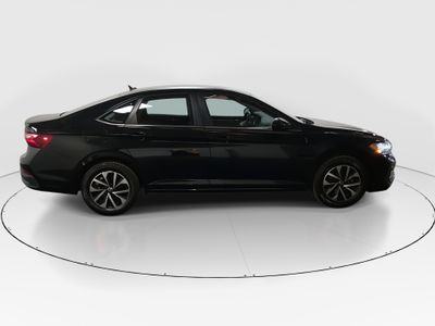 2024 Volkswagen Jetta — photo 8 view