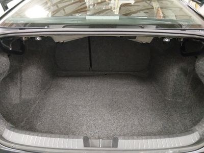 2024 Volkswagen Jetta — photo 11 view