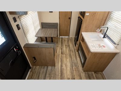 2024 Forest River RV Cherokee Wolf Den - Photo 28