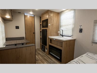 2024 Forest River RV Cherokee Wolf Den - Photo 29